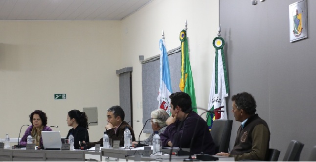 Imagem da notícia: FOTOS AUDIÊNCIA PÚBLICA 1º QUADRIMESTRE 2018